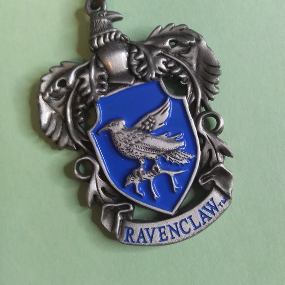 Ravenclaw Harry Potter Coat of Arms for Ravenclaw key fob WBEI - Picture 10 of 10